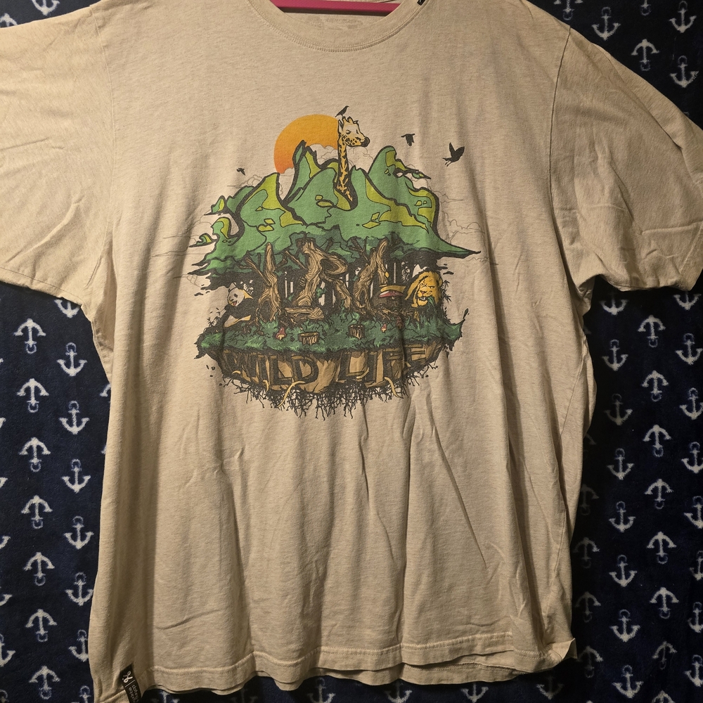 Lrg Tan Short Sleeve Tee with Graphic Design